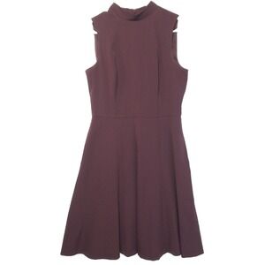 WHBM Mockneck Mod Plum Burgundy Structured Minimalist Pockets Dress Womens 6 M